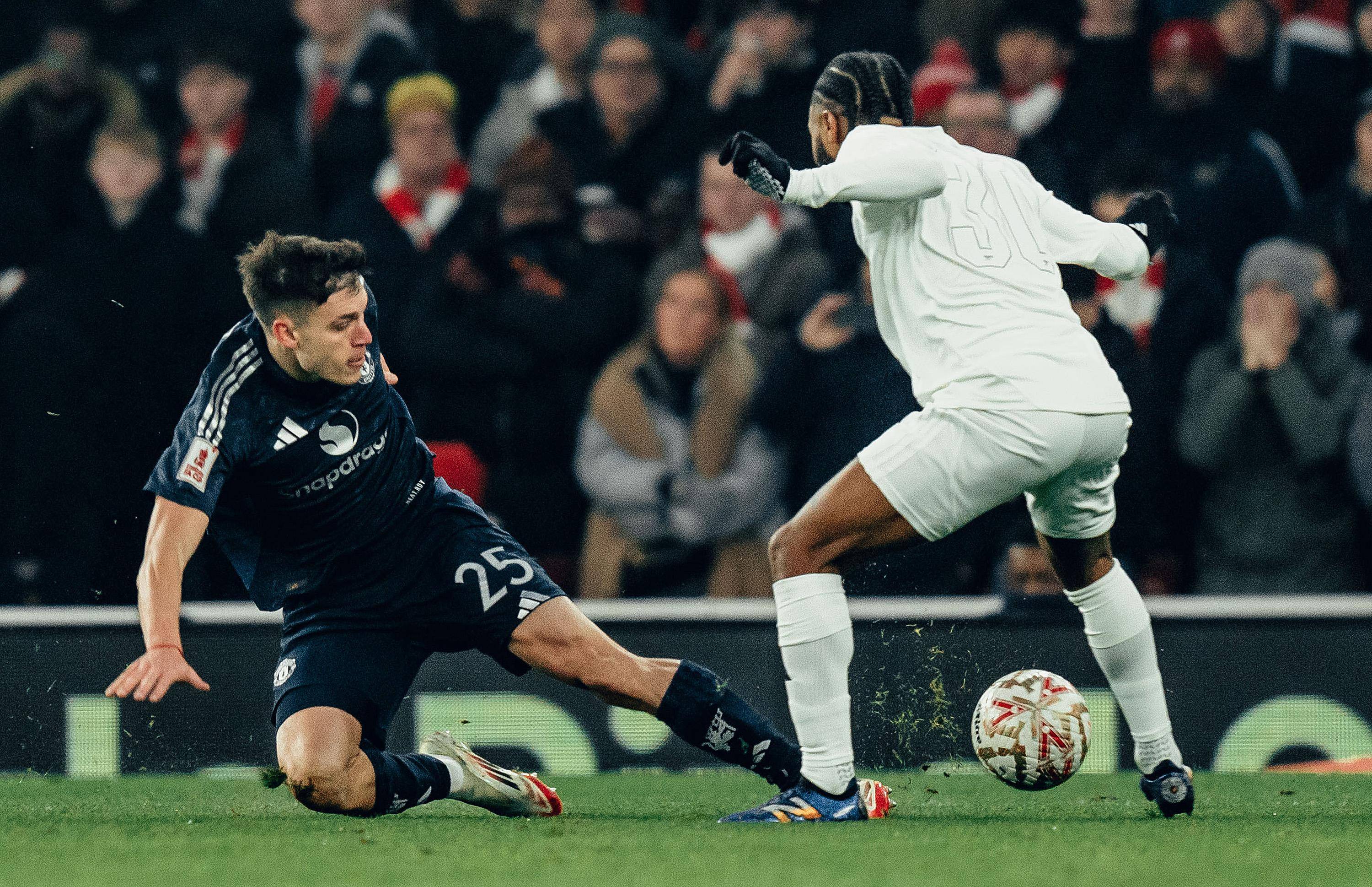 华体会下载-包含多特蒙德战平曼联,德布劳内扑点救主足总杯的词条  第1张 华体会下载-包含多特蒙德战平曼联,德布劳内扑点救主足总杯的词条  第1张