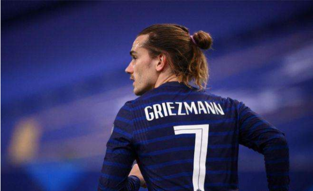 华体会登录-曼城轻取巴萨,格列兹曼乌龙送礼德甲  第2张 华体会登录-曼城轻取巴萨,格列兹曼乌龙送礼德甲  第2张