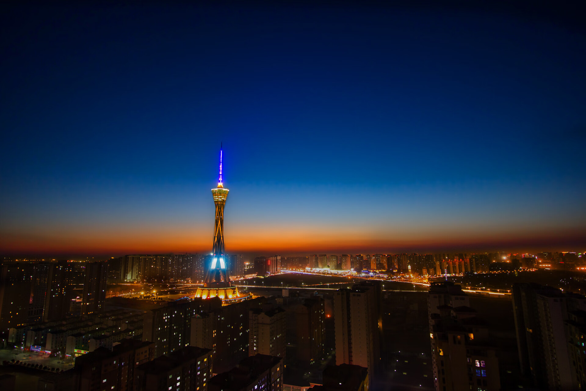华体会下载-沙漠之狐的致命反击，2026世界杯F组，伊拉克如何以铁血防守+布罗佐维奇魔翼碾压智利  第2张